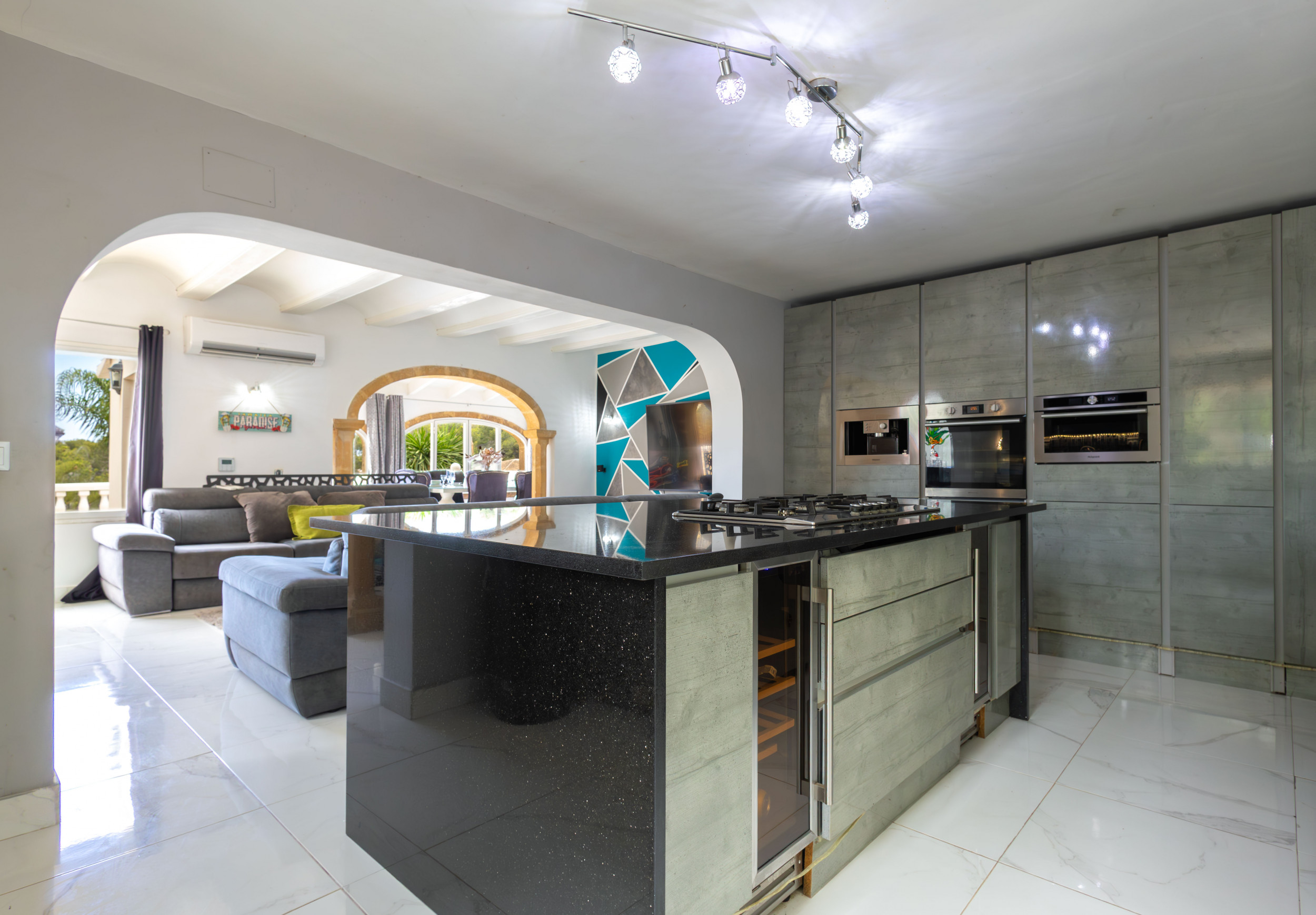 Chalet independiente en Cap Marti - Reventa